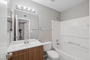 11904 N 76th Ln, Peoria, AZ 85345 - Photo 17