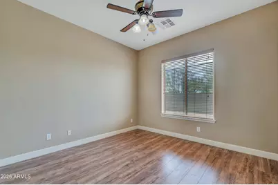 32005 N 16th Avenue, Phoenix, AZ 85085 - Photo 15