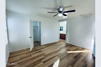2016 N 78th Glen, Phoenix, AZ 85035 - Photo 11