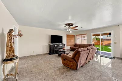 735 E Geronimo Street, Chandler, AZ 85225 - Photo 5