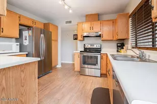 8826 W Diana Ave, Peoria, AZ 85345 - Photo 7