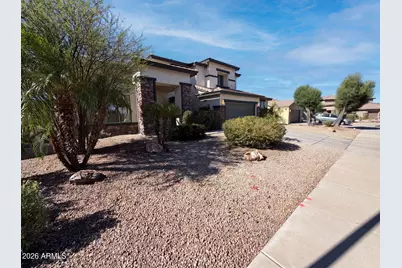 17645 W Hale Bopp Drive, Goodyear, AZ 85338 - Photo 29