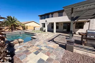 17645 W Hale Bopp Dr, Goodyear, AZ 85338 - Photo 5