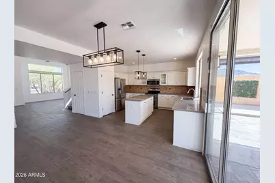 17645 W Hale Bopp Drive, Goodyear, AZ 85338 - Photo 11