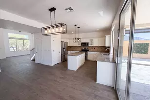 17645 W Hale Bopp Dr, Goodyear, AZ 85338 - Photo 11