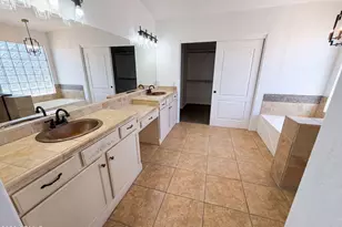 17645 W Hale Bopp Dr, Goodyear, AZ 85338 - Photo 17