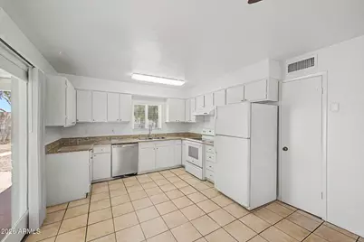 7014 W Palo Verde Drive, Glendale, AZ 85303 - Photo 15