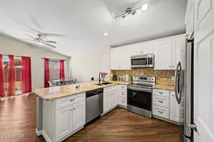 11167 W Harmont Dr, Peoria, AZ 85345 - Photo 11