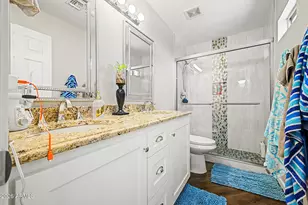 11167 W Harmont Dr, Peoria, AZ 85345 - Photo 15