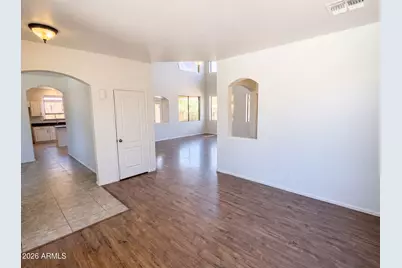 13530 W Banff Lane, Surprise, AZ 85379 - Photo 11