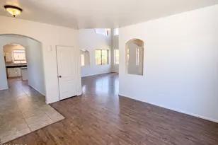 13530 W Banff Ln, Surprise, AZ 85379 - Photo 11