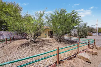 1642 E Glenrosa Avenue, Phoenix, AZ 85016 - Photo 3