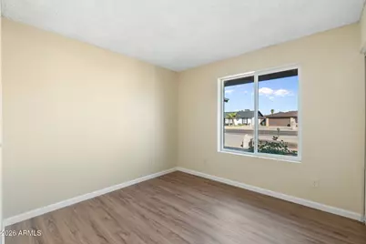 4043 W Sweetwater Avenue, Phoenix, AZ 85029 - Photo 13