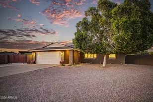 23235 N 89th Dr, Peoria, AZ 85383 - Photo 3