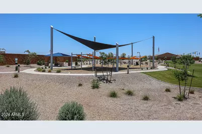 40045 W Wolf Drive, Maricopa, AZ 85138 - Photo 31