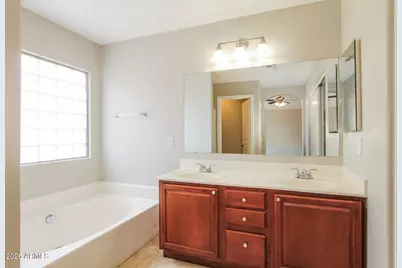 16286 W Hope Drive, Surprise, AZ 85379 - Photo 13