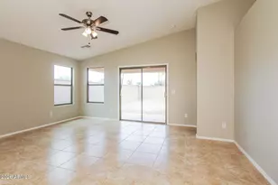 16286 W Hope Dr, Surprise, AZ 85379 - Photo 9