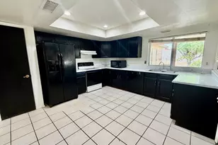 4044 W Cholla St, Phoenix, AZ 85029 - Photo 19