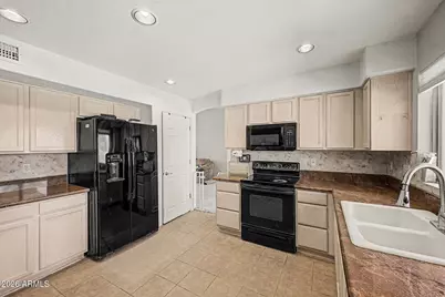 10405 W Primrose Drive, Avondale, AZ 85392 - Photo 3