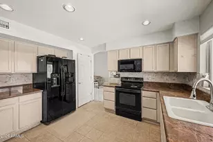 10405 W Primrose Dr, Avondale, AZ 85392 - Photo 3