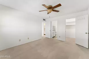 10018 N 97th Dr, Peoria, AZ 85345 - Photo 15