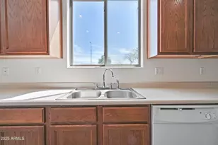 2513 E Flintlock Pl, Chandler, AZ 85286 - Photo 7