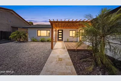 8114 E Jackrabbit Road, Scottsdale, AZ 85250 - Photo 5