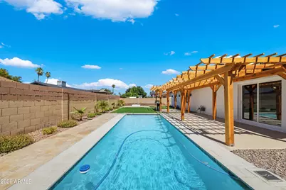 8114 E Jackrabbit Road, Scottsdale, AZ 85250 - Photo 19