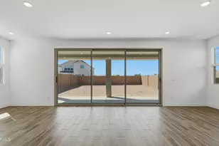 8027 W Harmont Dr, Peoria, AZ 85345 - Photo 9