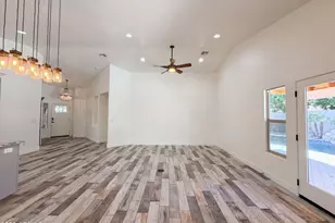 8747 W Lone Cactus Dr, Peoria, AZ 85382 - Photo 3