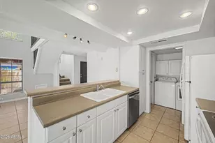 8861 S 48th St, Phoenix, AZ 85044 - Photo 9