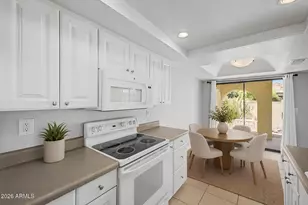 8861 S 48th St, Phoenix, AZ 85044 - Photo 7