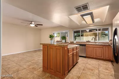 2705 W Summit Place, Chandler, AZ 85224 - Photo 13