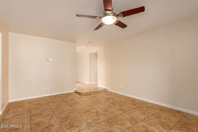 2705 W Summit Place, Chandler, AZ 85224 - Photo 9