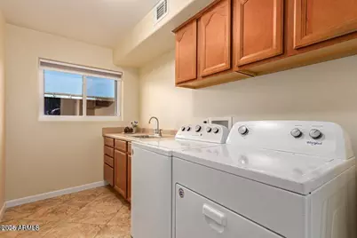 2705 W Summit Place, Chandler, AZ 85224 - Photo 13