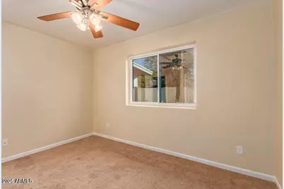 2705 W Summit Place, Chandler, AZ 85224 - Photo 9
