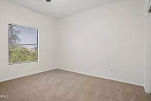 2575 W Amber Sun Dr, Phoenix, AZ 85085 - Photo 33