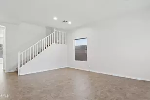 2575 W Amber Sun Dr, Phoenix, AZ 85085 - Photo 17