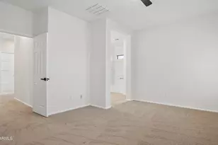 2575 W Amber Sun Dr, Phoenix, AZ 85085 - Photo 29