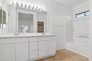 2575 W Amber Sun Dr, Phoenix, AZ 85085 - Photo 11