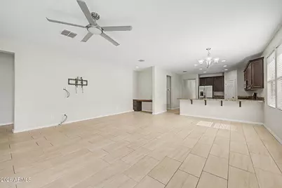 8530 W Flynn Lane, Glendale, AZ 85305 - Photo 7