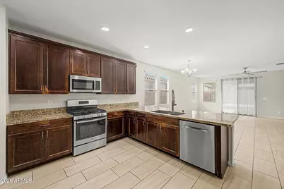 8530 W Flynn Lane, Glendale, AZ 85305 - Photo 11