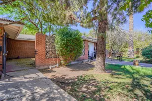 351 E Encanto Dr, Tempe, AZ 85281 - Photo 43