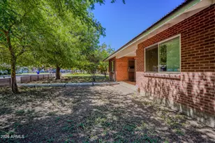 351 E Encanto Dr, Tempe, AZ 85281 - Photo 3