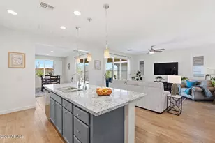 13272 W Montansoro Ln, Peoria, AZ 85383 - Photo 5