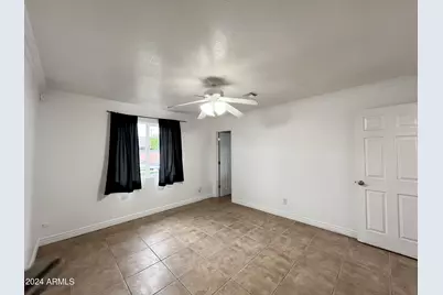 2914 N 49th Avenue, Phoenix, AZ 85031 - Photo 17