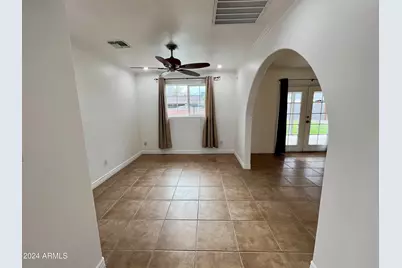 2914 N 49th Avenue, Phoenix, AZ 85031 - Photo 5