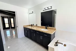 1406 E Tierra Buena Ln, Phoenix, AZ 85022 - Photo 23