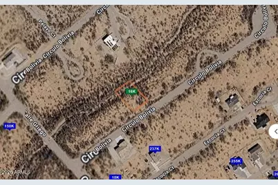 105 Circulo Bolivia -- #8, Rio Rico, AZ 85648 - Photo 1