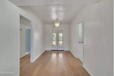 3301 W Lynwood Street, Phoenix, AZ 85009 - Photo 13